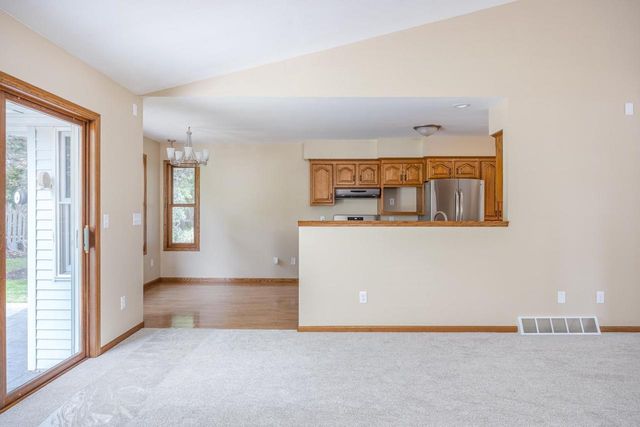 339 WINDINGBROOK DRIVE, Oshkosh, WI 54904