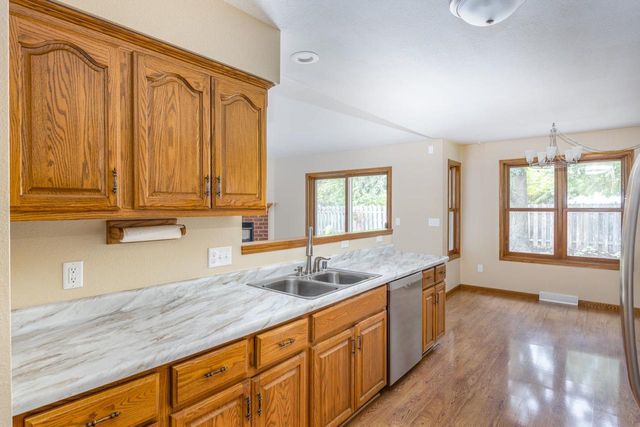 339 WINDINGBROOK DRIVE, Oshkosh, WI 54904