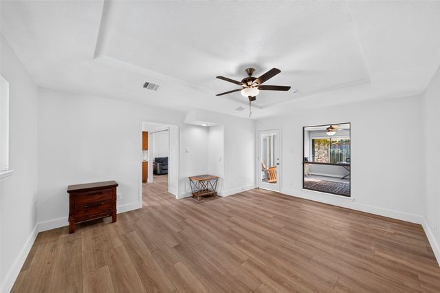 1924 Vera Cruz Drive, Carrollton, TX 75010