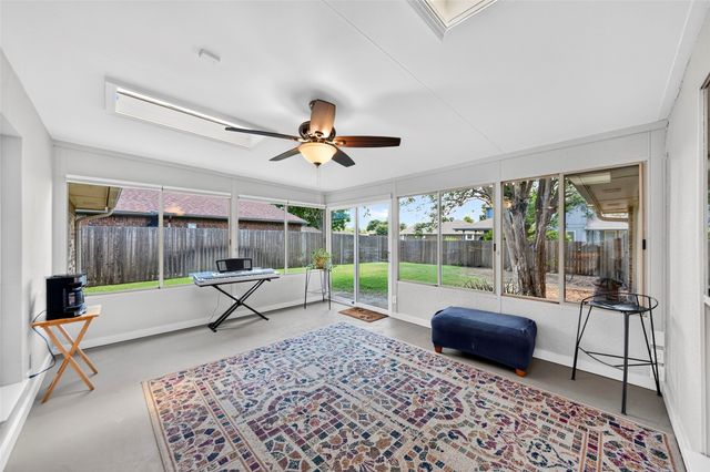 1924 Vera Cruz Drive, Carrollton, TX 75010