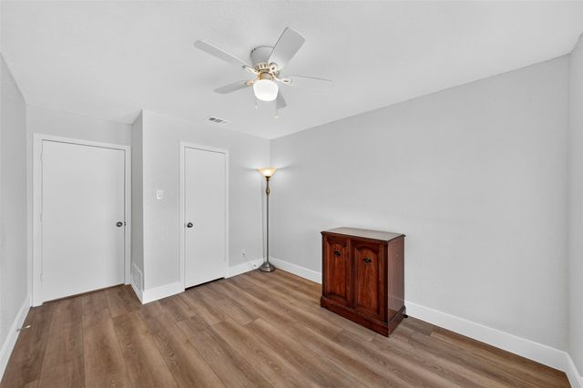 1924 Vera Cruz Drive, Carrollton, TX 75010