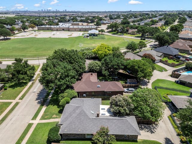1924 Vera Cruz Drive, Carrollton, TX 75010