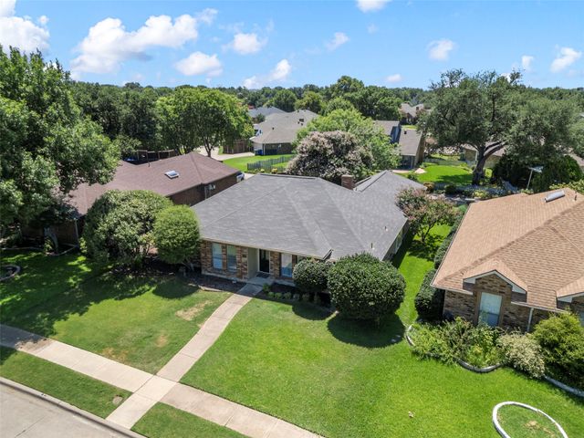 1924 Vera Cruz Drive, Carrollton, TX 75010