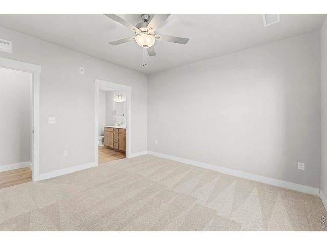 265 High Point Dr 103, Longmont, CO 80504