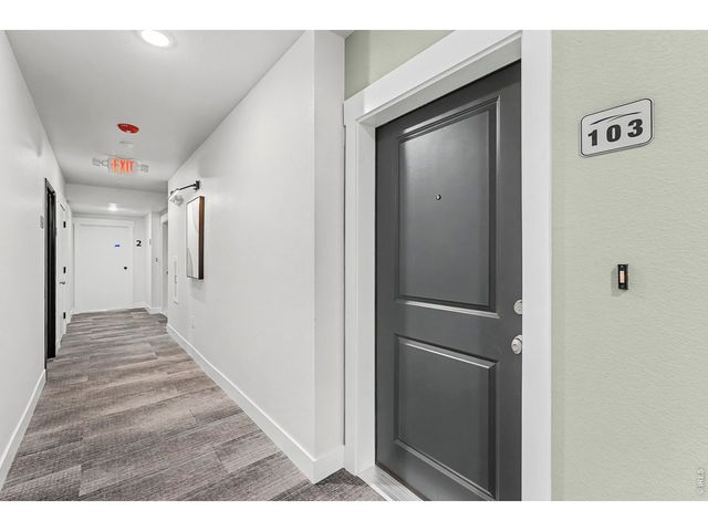 265 High Point Dr 103, Longmont, CO 80504