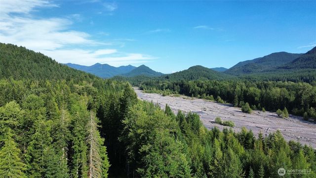 38423 570th Street Ct E, Ashford, WA 98304