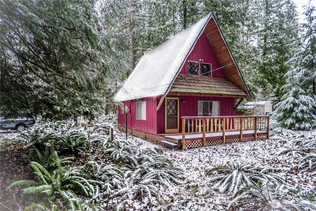 38423 570th Street Ct E, Ashford, WA 98304