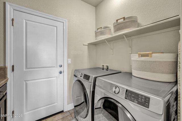 6788 Fabric Drive, Sparks, NV 89436