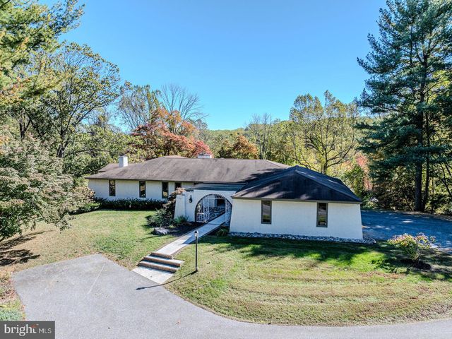 6 SOUTHVIEW PATH, Chadds Ford, PA 19317