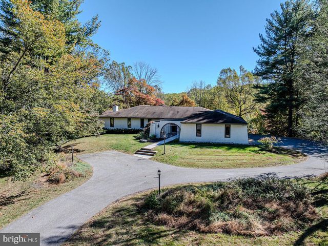 6 SOUTHVIEW PATH, Chadds Ford, PA 19317
