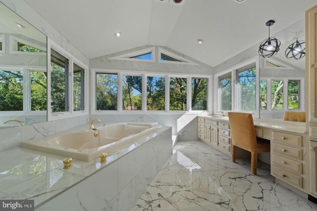 6 SOUTHVIEW PATH, Chadds Ford, PA 19317