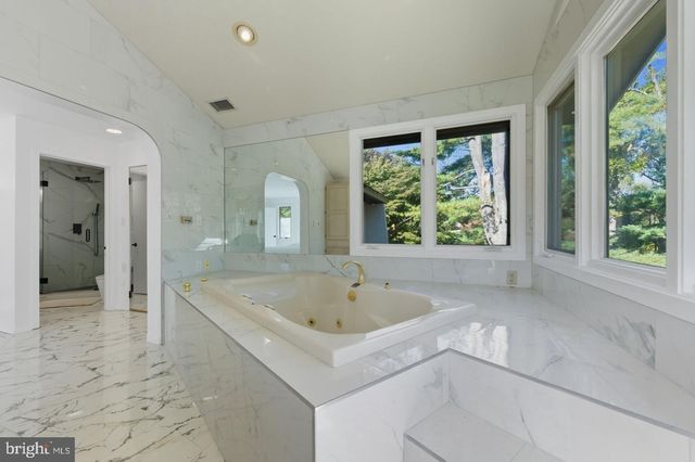 6 SOUTHVIEW PATH, Chadds Ford, PA 19317