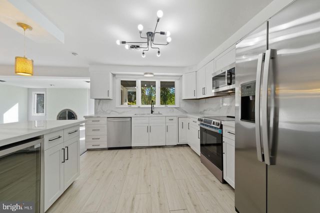 6 SOUTHVIEW PATH, Chadds Ford, PA 19317