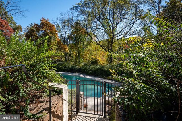 6 SOUTHVIEW PATH, Chadds Ford, PA 19317