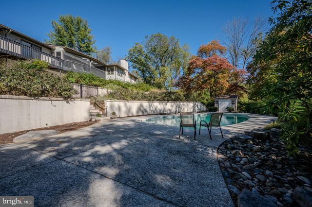 6 SOUTHVIEW PATH, Chadds Ford, PA 19317