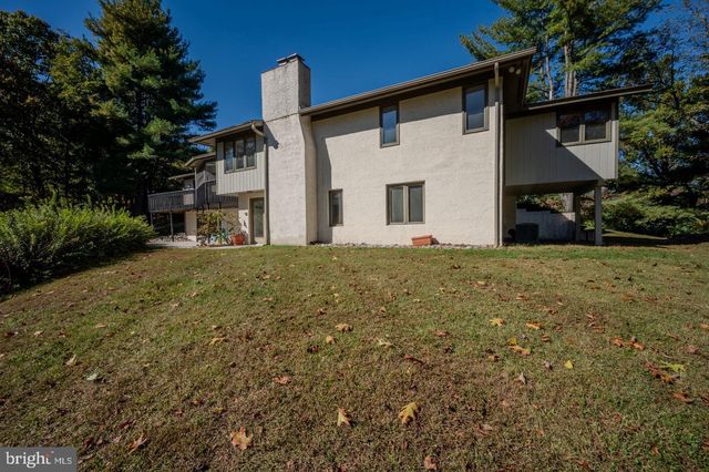 6 SOUTHVIEW PATH, Chadds Ford, PA 19317