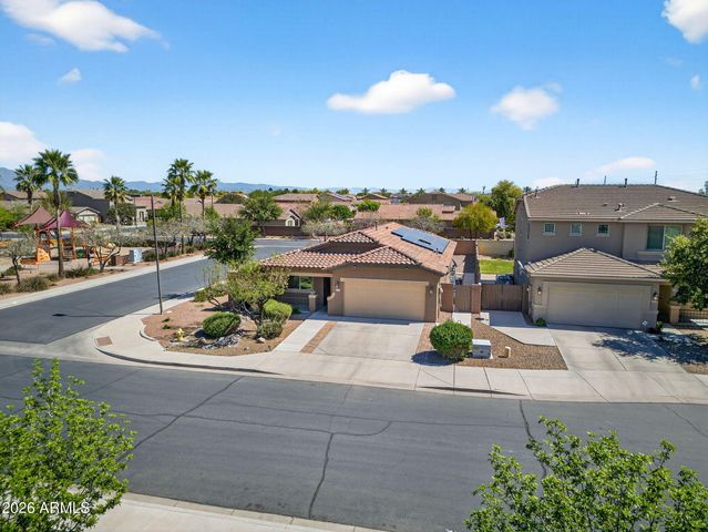 40825 N HEMLOCK Street, San Tan Valley, AZ 85140