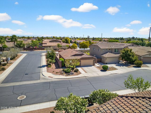 40825 N HEMLOCK Street, San Tan Valley, AZ 85140