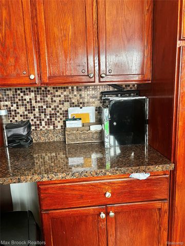 23866 Merrill Avenue, Southfield, MI 48075