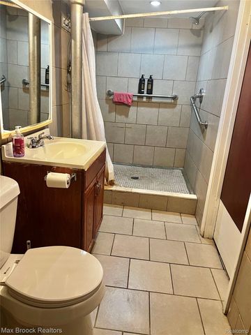 23866 Merrill Avenue, Southfield, MI 48075