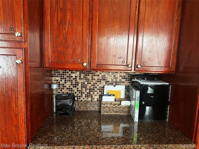 23866 Merrill Avenue, Southfield, MI 48075