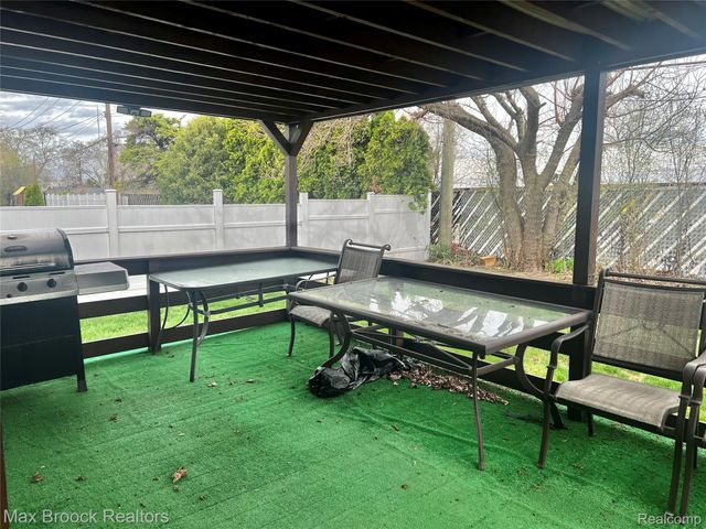 23866 Merrill Avenue, Southfield, MI 48075