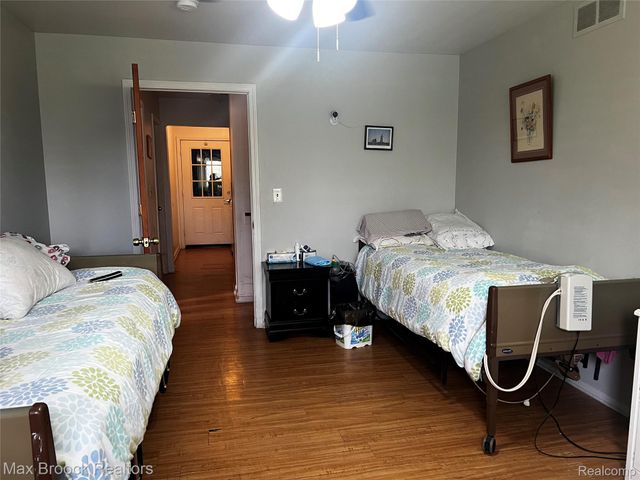 23866 Merrill Avenue, Southfield, MI 48075