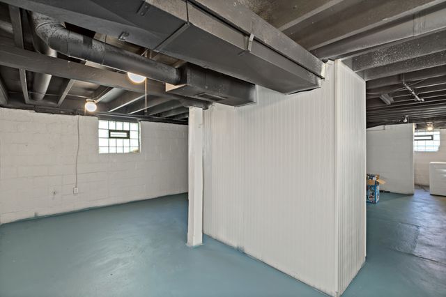 2809 Commercial Avenue, South Chicago Heights, IL 60411