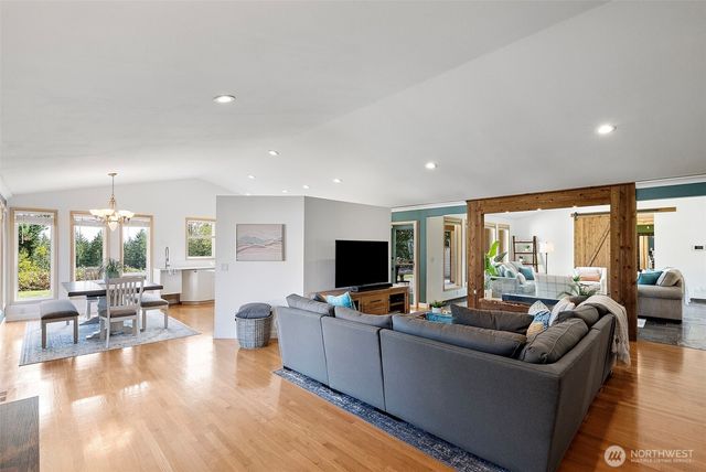 5149 NW Viewpoint Lane, Bremerton, WA 98312