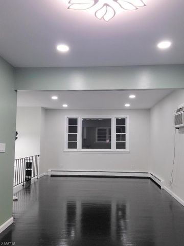 4 Arlington Pl, Piscataway Twp., NJ 08854