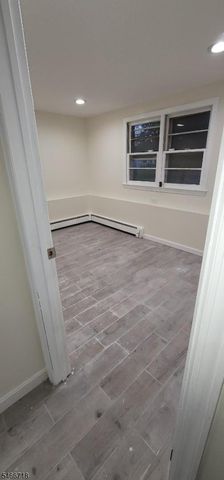 4 Arlington Pl, Piscataway Twp., NJ 08854