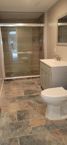 4 Arlington Pl, Piscataway Twp., NJ 08854