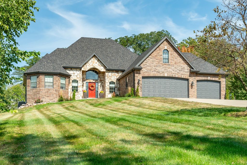 3653 NW 75th Place, Ankeny, IA 50023