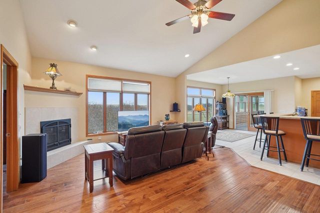 7797 Schurch Street, Barneveld, WI 53507