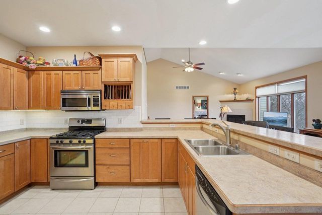 7797 Schurch Street, Barneveld, WI 53507