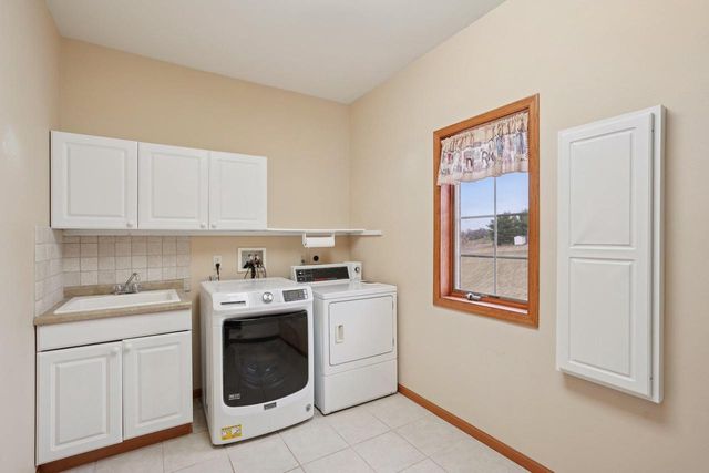 7797 Schurch Street, Barneveld, WI 53507