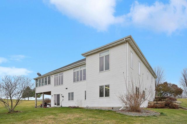 7797 Schurch Street, Barneveld, WI 53507