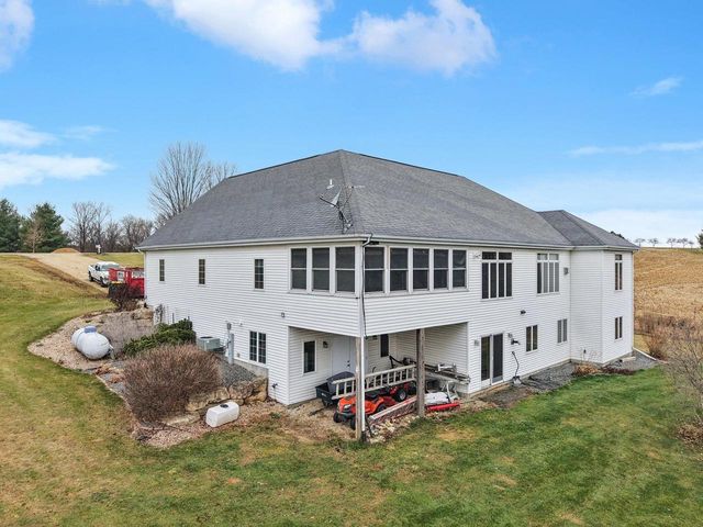 7797 Schurch Street, Barneveld, WI 53507