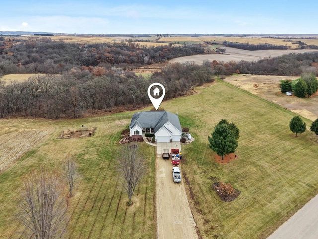 7797 Schurch Street, Barneveld, WI 53507