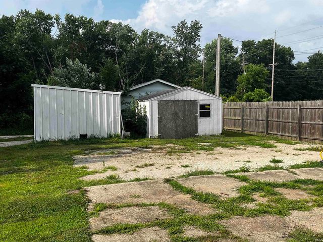 55791 Clover Road, Mishawaka, IN 46545