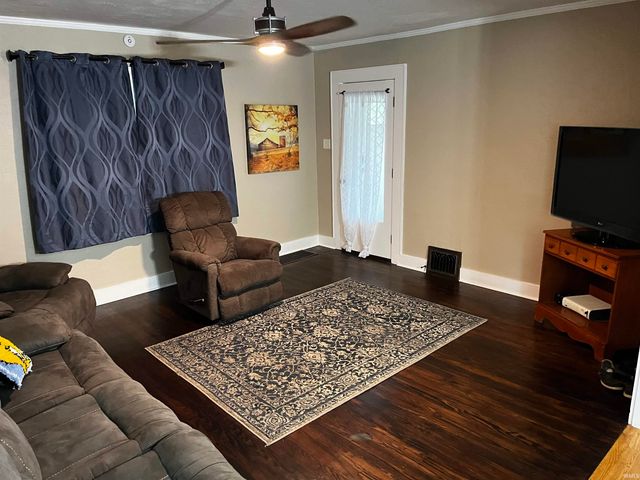 55791 Clover Road, Mishawaka, IN 46545