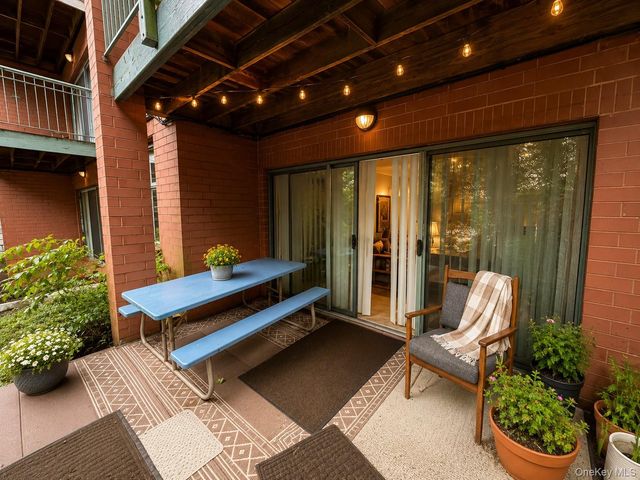 572 Louisiana Avenue 1, Brooklyn, NY 11239