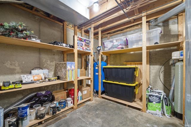 3960 N 500 W, West Lafayette, IN 47906
