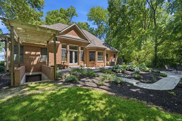 3960 N 500 W, West Lafayette, IN 47906