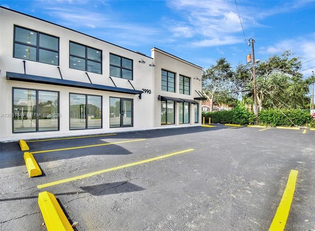 2990 Griffin Rd, Dania Beach, FL 33312