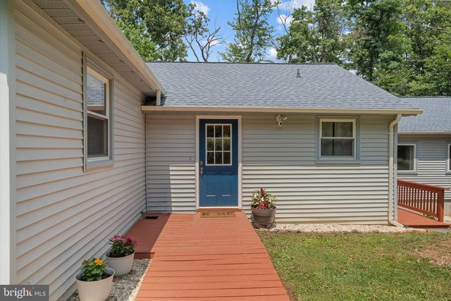 102 BENS CT, Front Royal, VA 22630