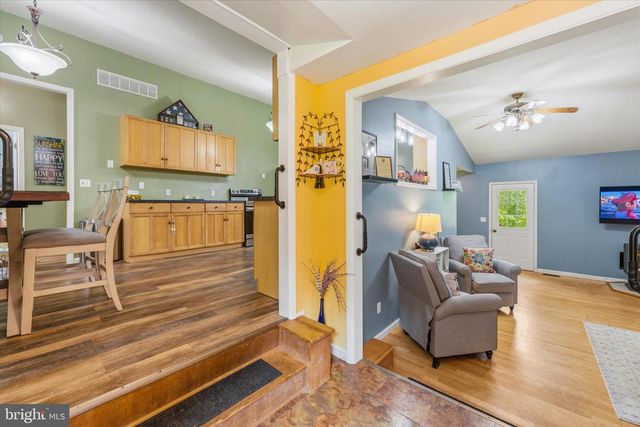 102 BENS CT, Front Royal, VA 22630