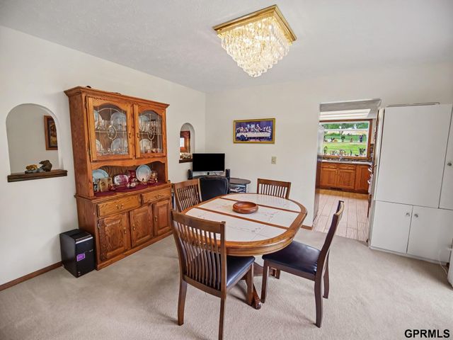 9202 Adams Street, Omaha, NE 68127