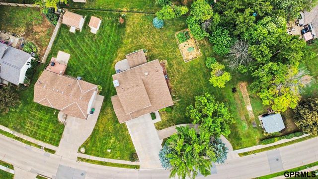 9202 Adams Street, Omaha, NE 68127