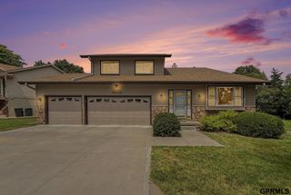 9202 Adams Street, Omaha, NE 68127